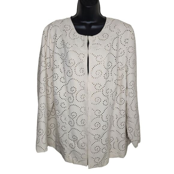 Maggie Barnes faux suede perforated jacket 1x (18/20w) - Picture 1 of 5